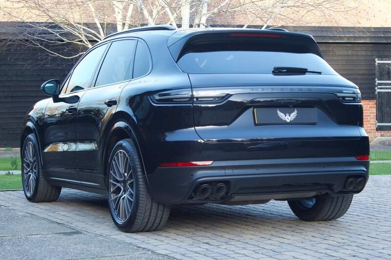 PORSCHE CAYENNE