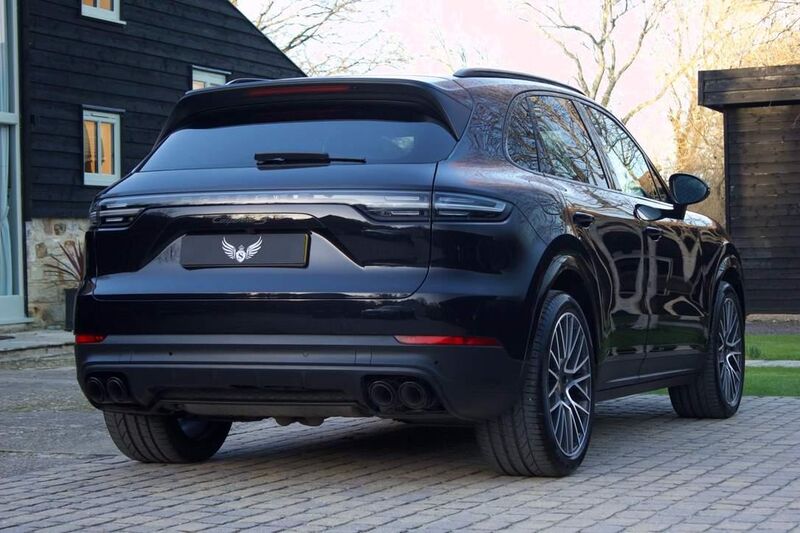 PORSCHE CAYENNE