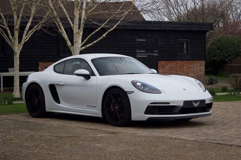 PORSCHE 718