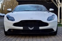 ASTON MARTIN DB11