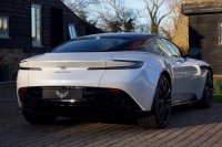 ASTON MARTIN DB11