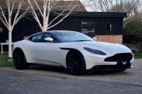ASTON MARTIN DB11