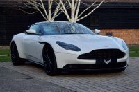 ASTON MARTIN DB11