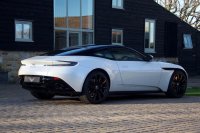 ASTON MARTIN DB11