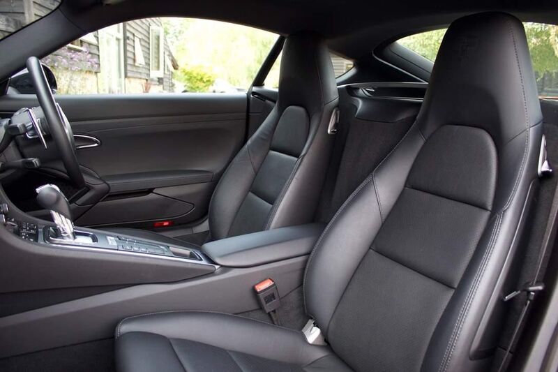 PORSCHE CAYMAN