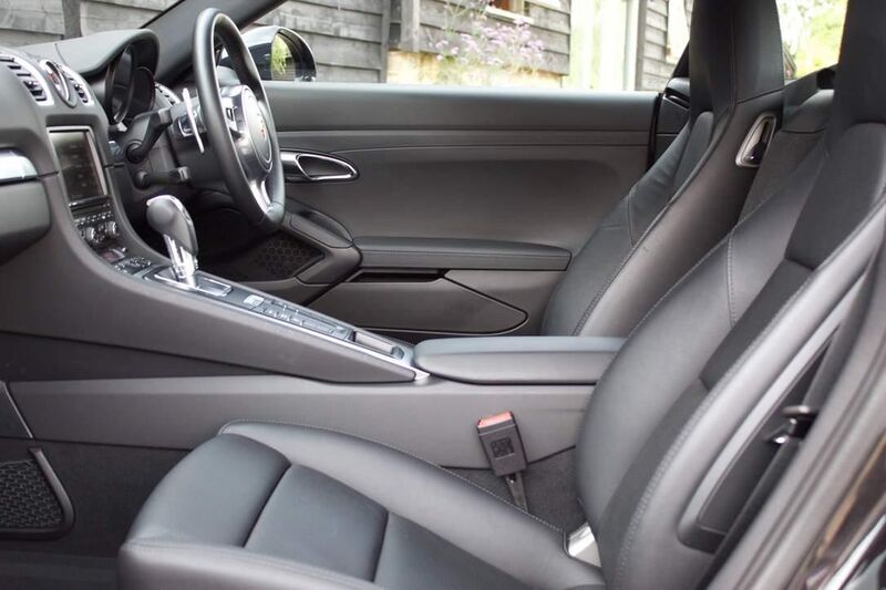 PORSCHE CAYMAN