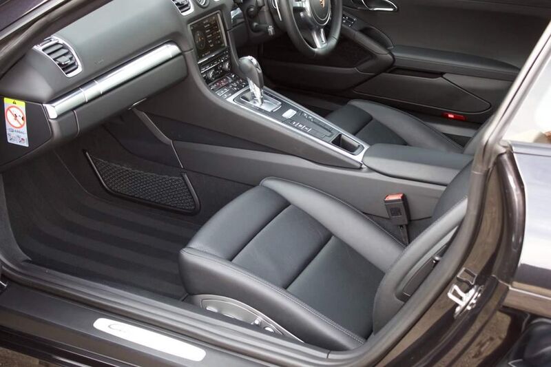 PORSCHE CAYMAN