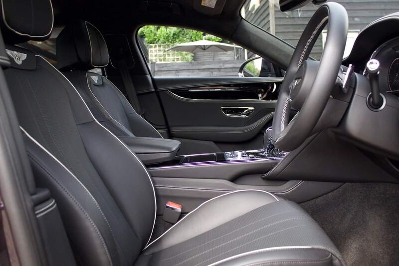 BENTLEY FLYING SPUR