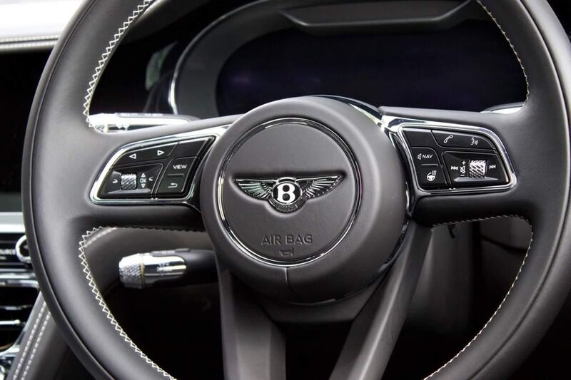BENTLEY FLYING SPUR