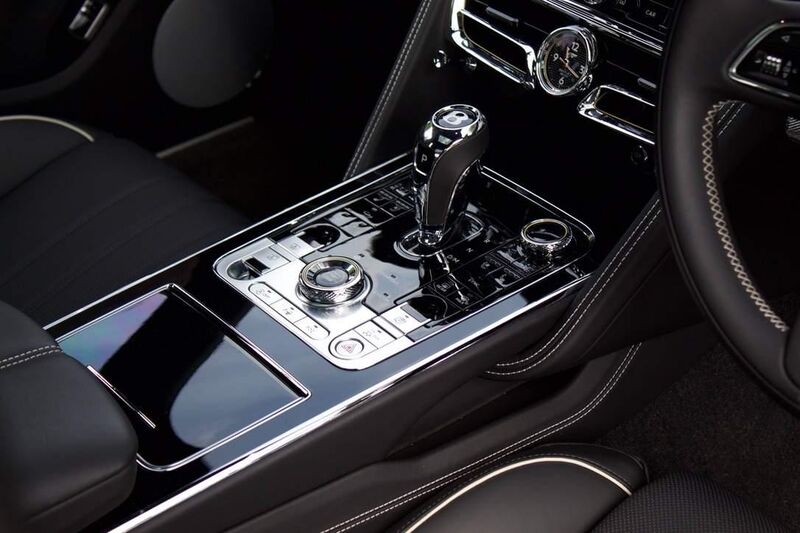 BENTLEY FLYING SPUR