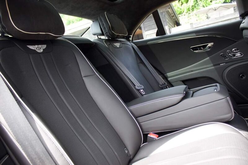 BENTLEY FLYING SPUR
