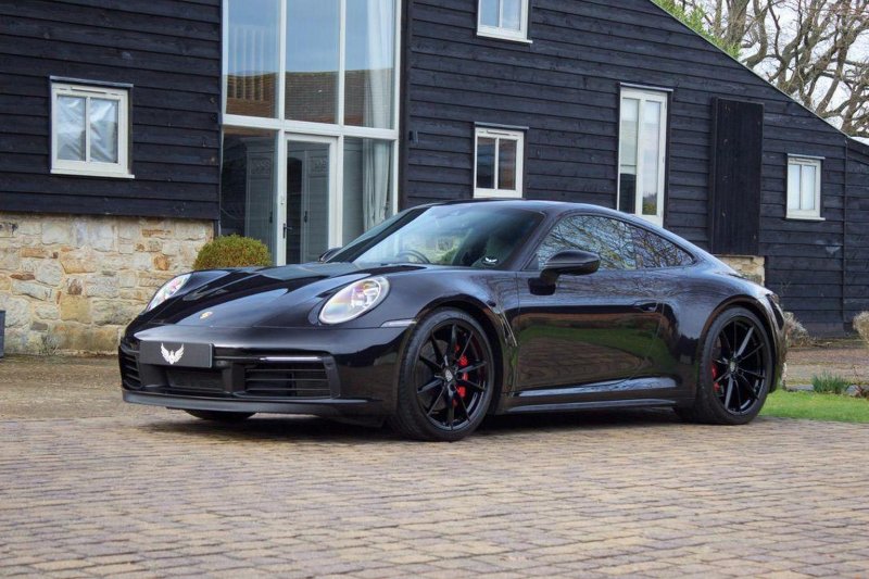 PORSCHE 911