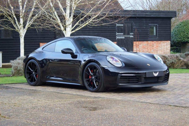 PORSCHE 911
