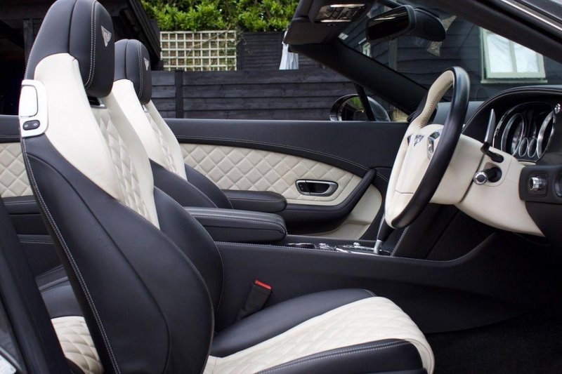 BENTLEY CONTINENTAL