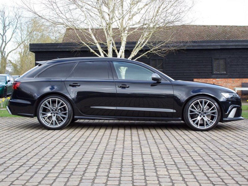 AUDI RS6