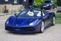 FERRARI 488