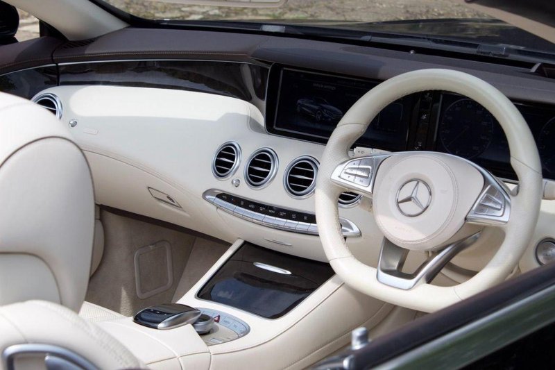 MERCEDES-BENZ S CLASS