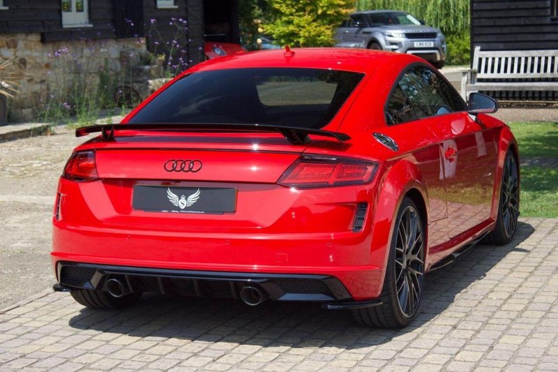 AUDI TT