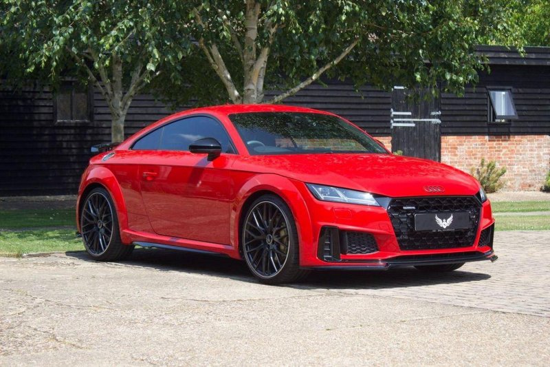 AUDI TT