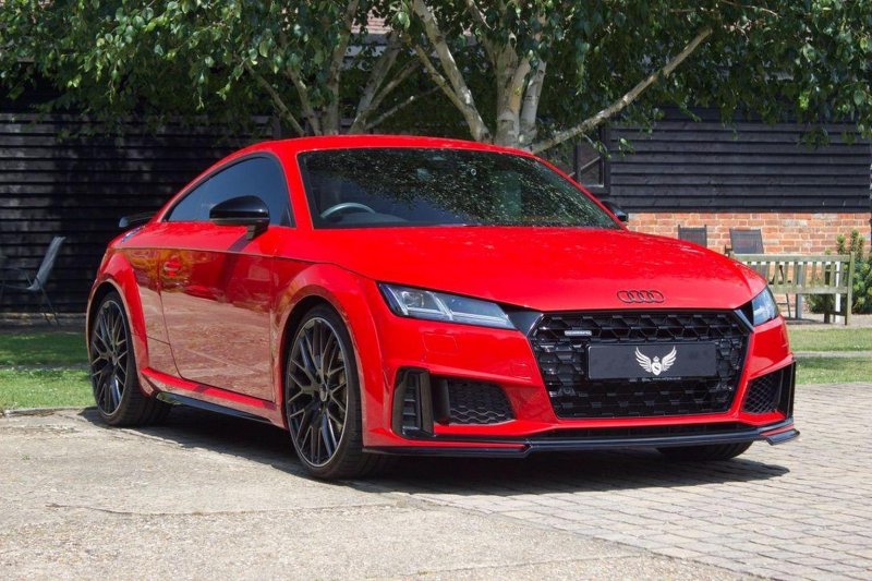 AUDI TT