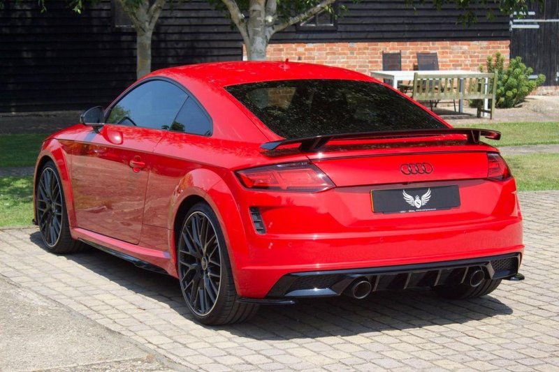 AUDI TT