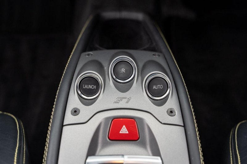 FERRARI 458