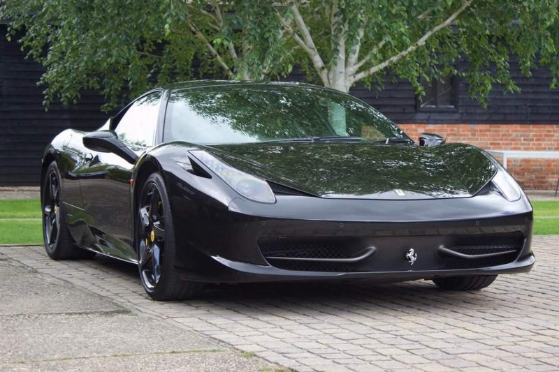 FERRARI 458