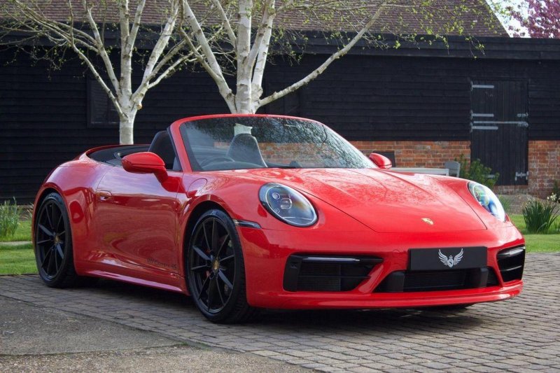PORSCHE 911