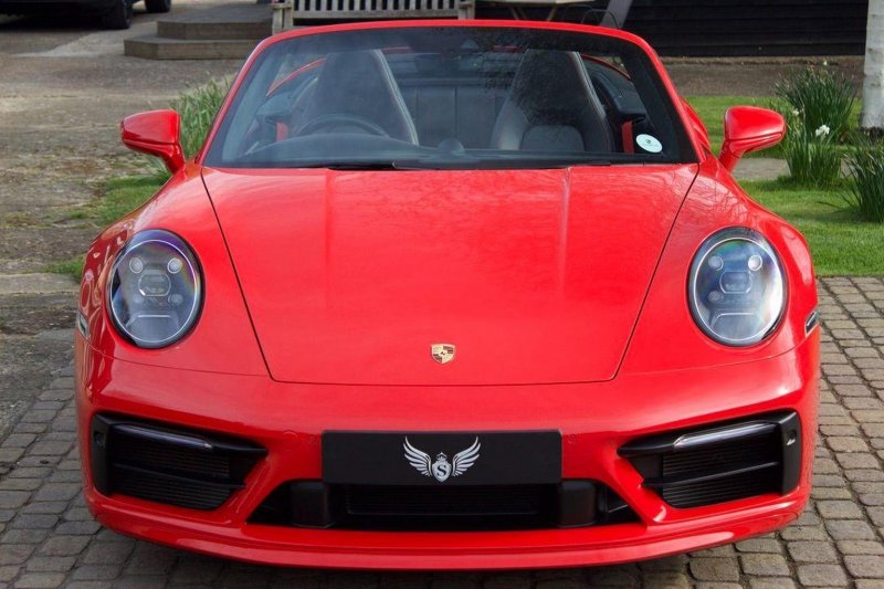 PORSCHE 911