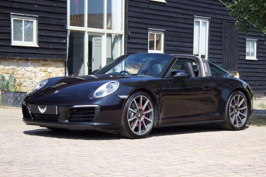 2016 Porsche 911